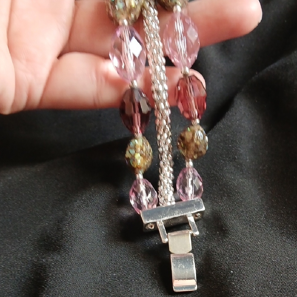 Elegant Purple and Silver Beaded Bracelet - Picture 5 of 7